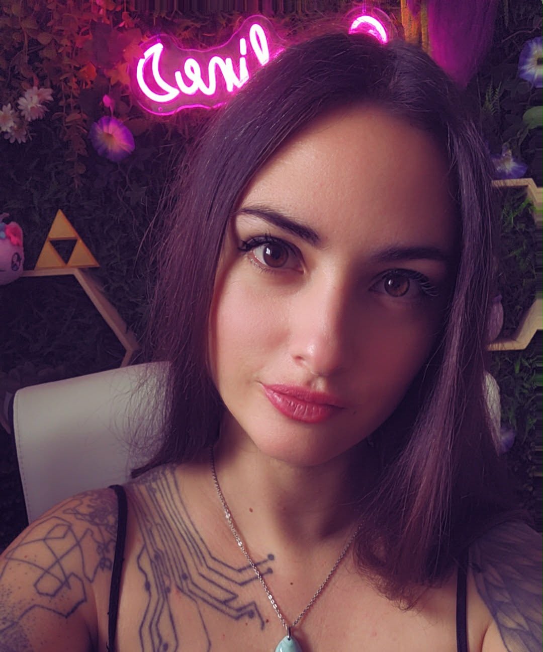 Caroline Hofman, médium et peintre